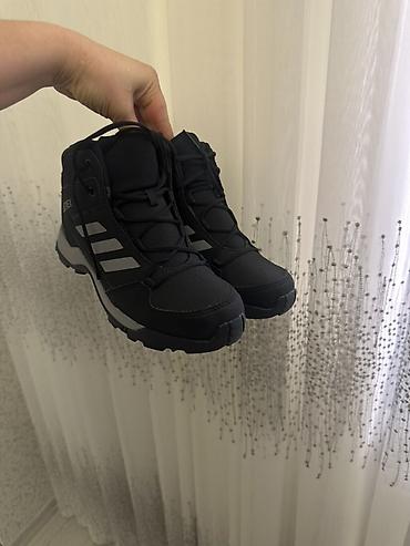 Ботинки: Adidas Terrex yürüş/dağ ayaqqabıları - Model: Adidas Terrex orta — 1