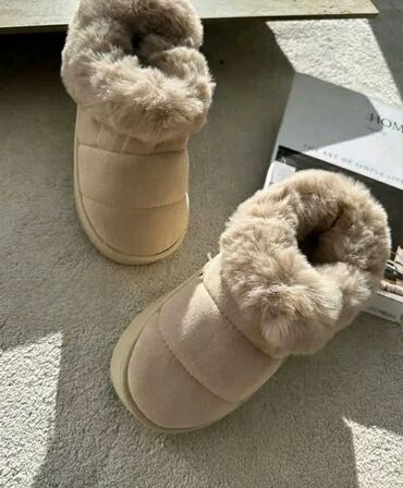 Ugg obuća: Od 36 do 41gratis ptt🐞 — 1