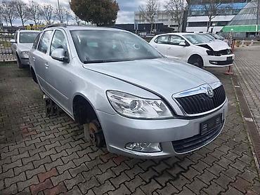 goran auto vrbas: ŠKODA OCTAVIA 2010. GOD. - KOMPLETAN AUTO U DELOVIMA | Skoda — 2