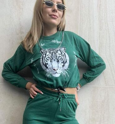 Kompleti: S m l xl 
1900 r d — 9