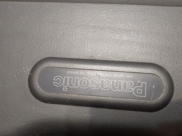 Videokameralar: Panasonic M300 VHS Video Kamera (VW-MH20 orijinal daşıma çantası ilə) — 4