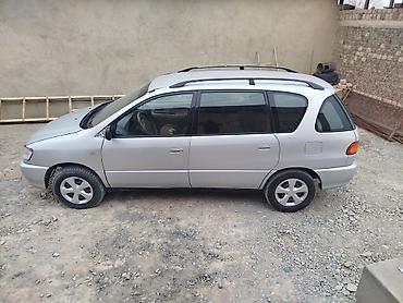 Toyota: Toyota Picnic: 1998 г., 2 л, Механика, Бензин, Минивэн — 9