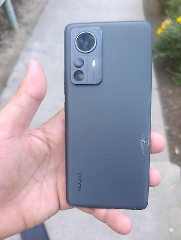 Xiaomi, 12 Pro, Б/у, 256 ГБ, цвет - Серый, 2 SIM at lalafo.kg Xiaomi, 12 Pro, Б/у, 256 ГБ, цвет - Серый, 2 SIM