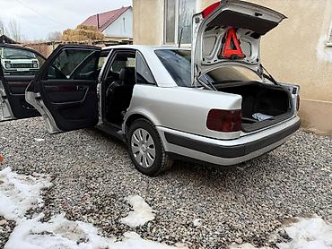 Audi: Audi 100: 1994 г., Кол менен иштөөчү, Седан — 6