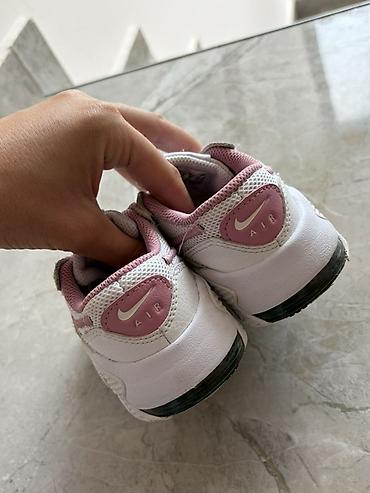 perla cipele: Nike Air Max - Boje: bela sa svetloružičastim detaljima i bež semš — 2