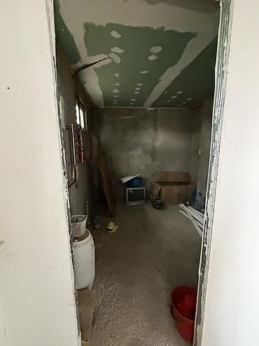 Продажа коттеджей и домов: 5 комнат, 100 м², 11 соток, Бишкек, Риэлтор — 10