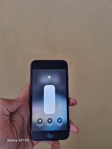 iphone se telefon: IPhone SE, 64 GB, Qara, Barmaq izi — 4