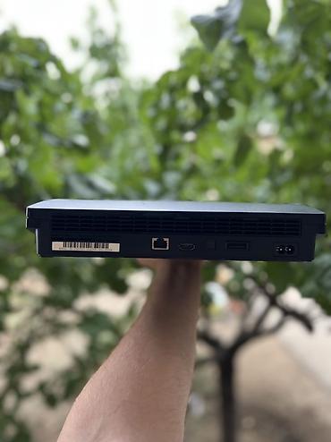 playstation super slim 3: Sony PlayStation 3 Slim oyun konsolu - Model: PS3 Slim (mat qara — 4