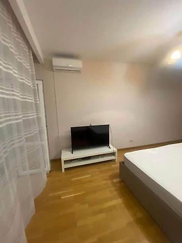 Долгосрочная аренда квартир: 3 комнаты, Агентство недвижимости, С мебелью полностью — 4