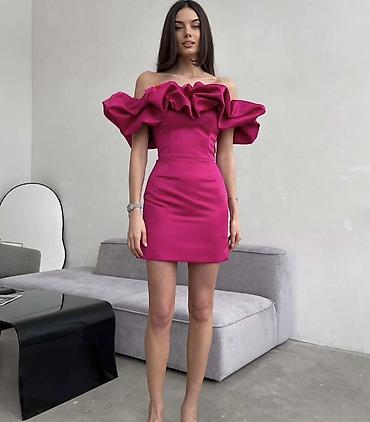 Haljine: 🔥Elegantna mini haljina od sjajnog satena 2800
Din🔥🔥 — 10