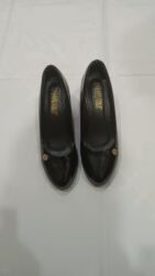 Digər ayaqqabılar: Ölçü: 39, rəng - Qara, Yeni — 6