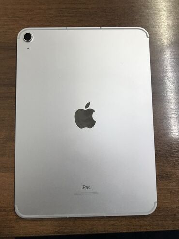 i̇pad: Планшет, Apple, память 64 ГБ, 10" - 11", 2G, Б/у, Классический цвет - Серебристый