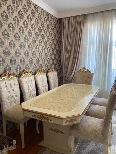 Fotokameralar: Stol 8stul ilə ideal vəziyyətdə 550 azn ünvan Ramana ✨ irade 6131