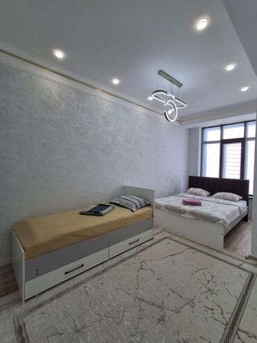 Посуточная аренда квартир: 1 комната, Душевая кабина, Постельное белье, Кондиционер — 8