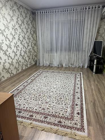 квартира бишкек 2 комнаты: 2 комнаты, ул. Московская / Гоголя Собственник, Без животных, от 6 месяцев, С мебелью частично — 1