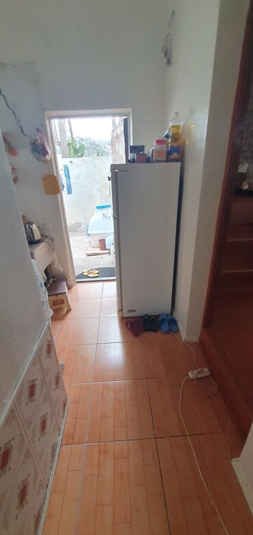 Mənzil kirayələyirəm: 3 otaqlı, 62 kv. m — 18