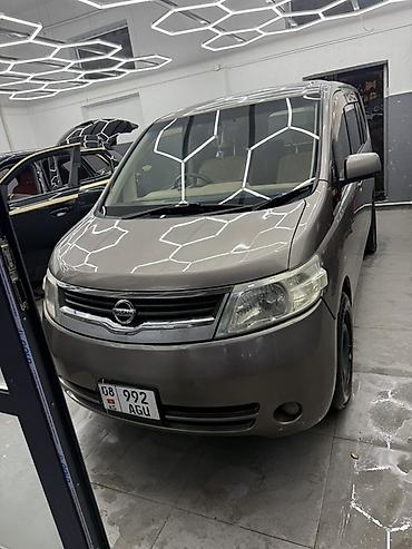 боковой: Nissan Serena: 2005 г., Минивэн — 1