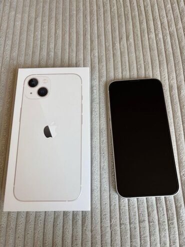 Bıçaqlar: IPhone 13, Ağ