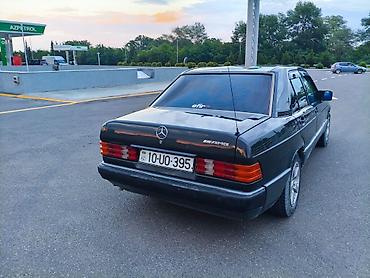 190 satışı: Mercedes-Benz 190 (W201) sedan - Kuzov: 4 qapılı sedan, qara rəng - — 3