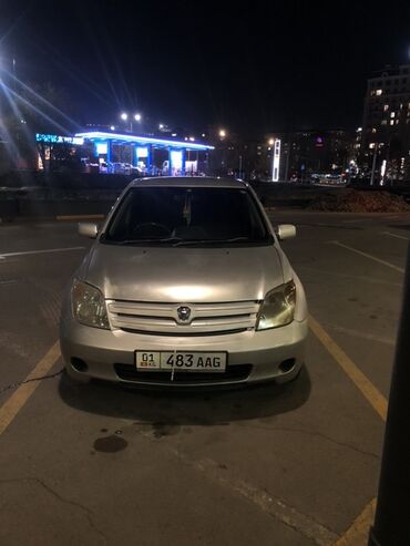 матор на сивик: Toyota ist: 2002 г., 1.3 л, Автомат, Бензин, Хэтчбэк