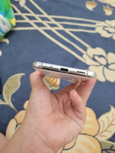 Samsung: Samsung Galaxy S20, цвет - Белый, 2 SIM — 3