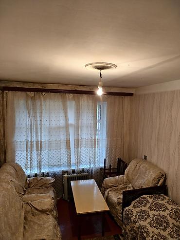 köhnə binalar: Bakı, 8-ci kilometr, 1 otaqlı, Köhnə tikili, m. Xalqlar Dostluğu, 12 kv. m — 2