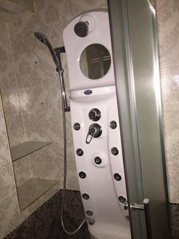 Uzunmüddətli kirayə mənzillər: Xırdalanda riyadd ticarət mərkəzinə yaxın 10 mertebeli binanın 5-ci — 5