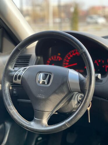 хундай сантаве: Honda Accord: 2004 г., 2 л, Механика, Бензин, Седан
