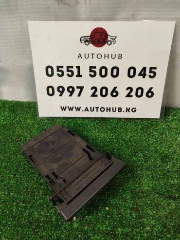 розетка на прицеп: Подстаканник Subaru Forester SF5 2.0 EJ20 2001 (б/у)