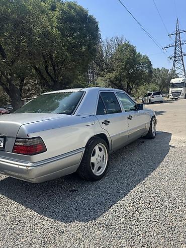 bud e9: Mercedes-Benz W124: 1995 г., 2.2 л, Механика, Бензин, Седан — 7