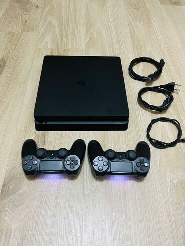 PS4 (Sony Playstation 4): Playstation 4 Slim model 1 Tb yaddaş ideal vəziyyətdə yaddaşında 13