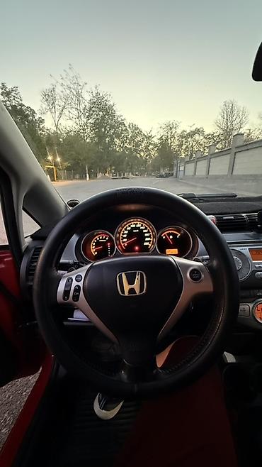 форд siri: Honda Fit: 2008 г., Автомат, Бензин, Хэтчбэк — 10