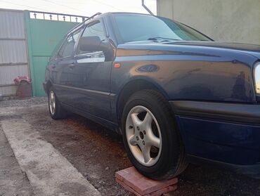 Volkswagen: Volkswagen Golf Variant: 1997 г., 1.8 л, Механика, Бензин, Универсал
