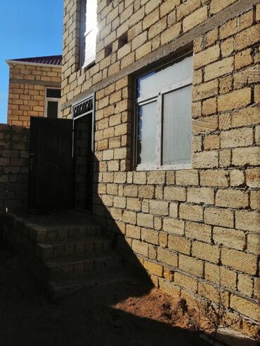 Həyət evləri və villaların satışı: Masazır 4 otaqlı, 160 kv. m, Kredit var, Təmirsiz — 6