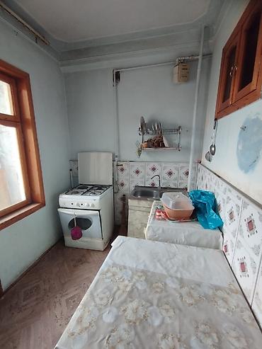 Mənzillər: Bakı, Yeni Yasamal, 3 otaqlı, Köhnə tikili, m. İnşaatçılar, 80 kv. m — 3