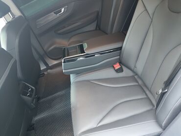 Трансфер, пассажирские перевозки: По региону, Аэропорт, По городу Такси, легковое авто | 4 мест — 4