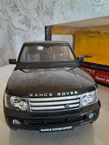 Land Rover: Range rover 1:14 ölcudur. Plastikdir, evveler pultu masin olub — 2
