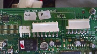 Aksesoari za TV i video: Thomson 32LB040S5 u delovima AV Main board 21483090 EFC031E IFC130 — 7