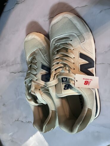 мужские купальные шорты: Кроссовки, 39.5, New Balance, Новый, цвет - Бежевый, Самовывоз