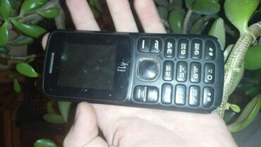 ош телефон базар: Nokia 105 4G, Колдонулган, түсү - Кара, 2 SIM