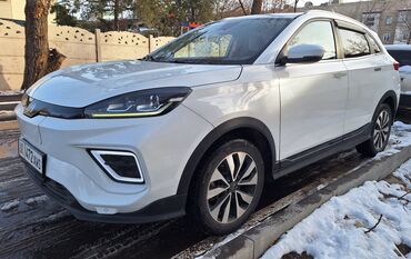 Weltmeister: Weltmeister EX5, 2021 г., 61000 км, Передний — 3