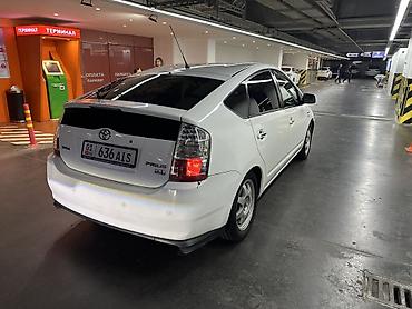 тоета приус: Toyota Prius: 2008 г., 1.5 л, Вариатор, Гибрид, Лифтбек — 4