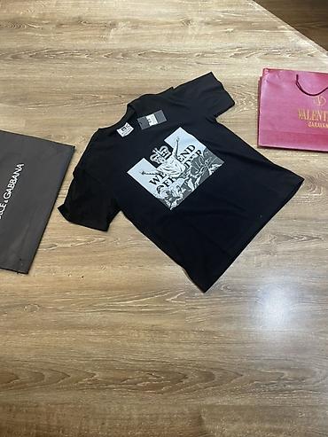 pull and bear: Futbolka, L, rəng - Qara — 2