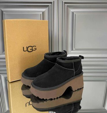 Ugg obuća: Ugg mini čizme, bоја - Bež, 41 — 2