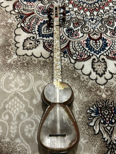 Пианино: Sədəf Tar