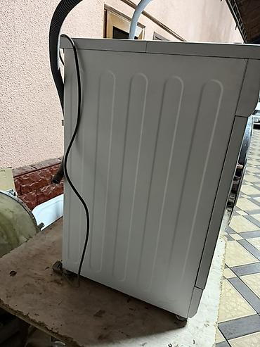 Бытовая техника: Стиральная машина LG с фронтальной загрузкой, серия Direct Drive 8 кг — 2