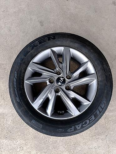 Продам 1 колесо от KIA к 5 состояние отличное.ровный без трешин,без