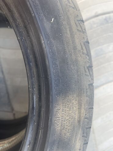 Təkərlər: İşlənmiş Şin Bridgestone 235 / 45 / R 18