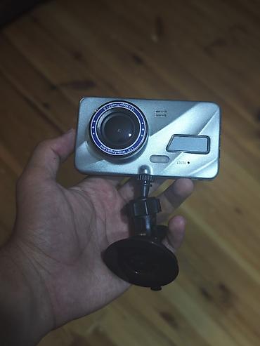 Avtomobil üçün yüksək keyfiyyətli, iki kameralı videoqeydiyyatçı