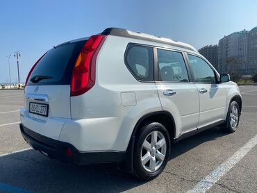 nissan march: Nissan X-Trail: 2.5 л | 2008 г. Внедорожник